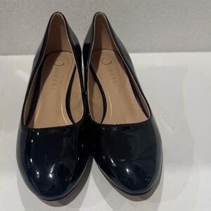 Journee Collection Shiny Black Flats some minor scratches size 7
